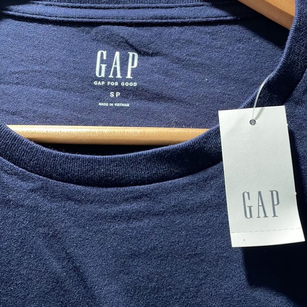 Soft Gap cotton navy long sleeved T-shirt - new with tags